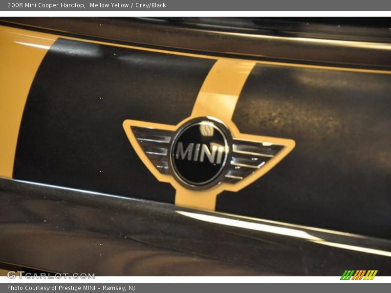 Mellow Yellow / Grey/Black 2008 Mini Cooper Hardtop