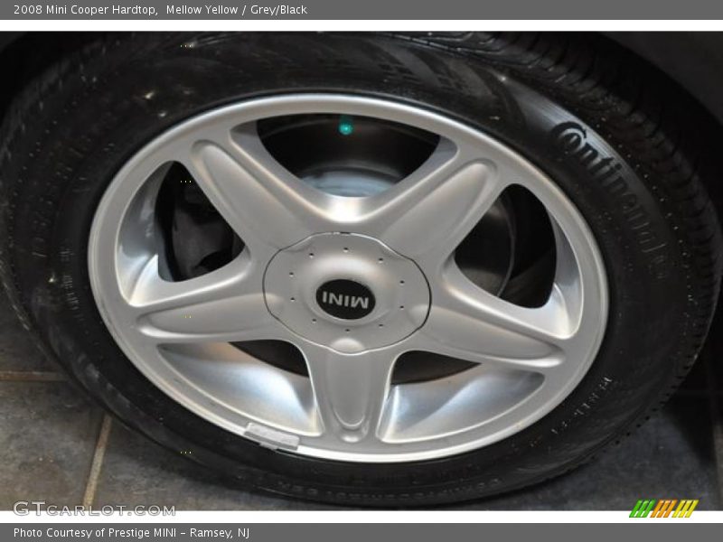 Mellow Yellow / Grey/Black 2008 Mini Cooper Hardtop