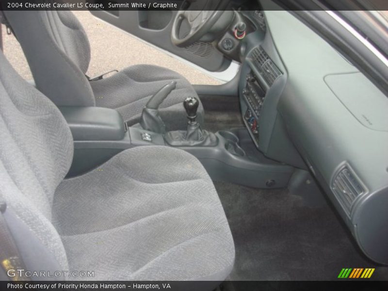 Summit White / Graphite 2004 Chevrolet Cavalier LS Coupe