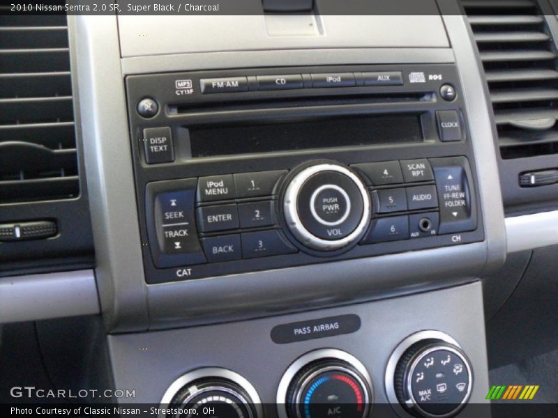 Super Black / Charcoal 2010 Nissan Sentra 2.0 SR