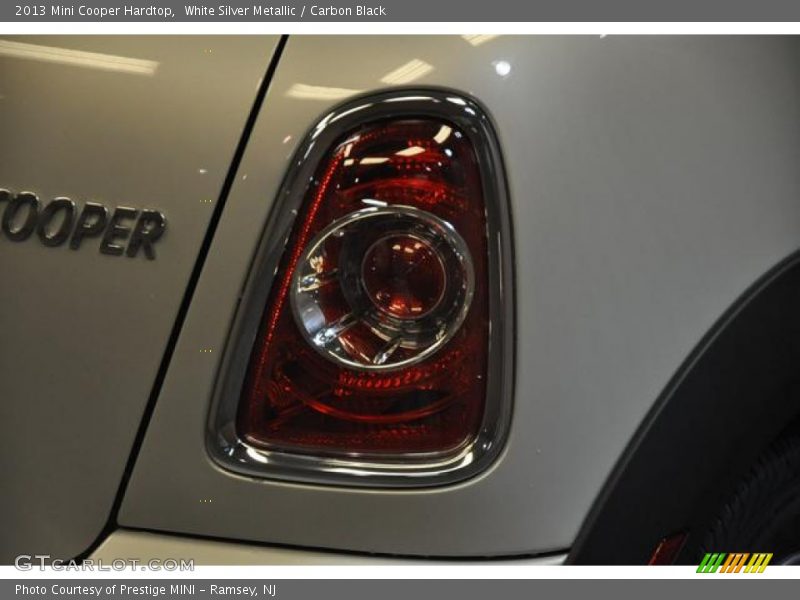 White Silver Metallic / Carbon Black 2013 Mini Cooper Hardtop