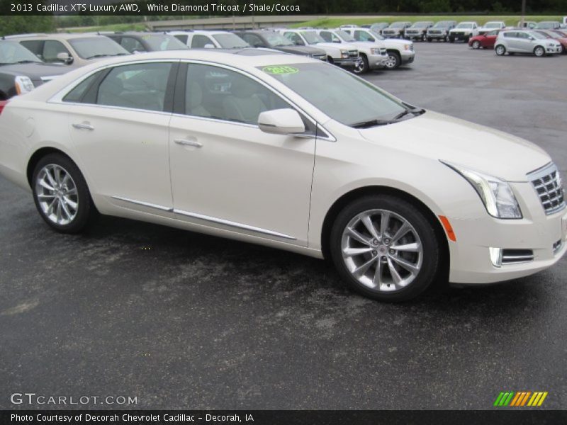 White Diamond Tricoat / Shale/Cocoa 2013 Cadillac XTS Luxury AWD