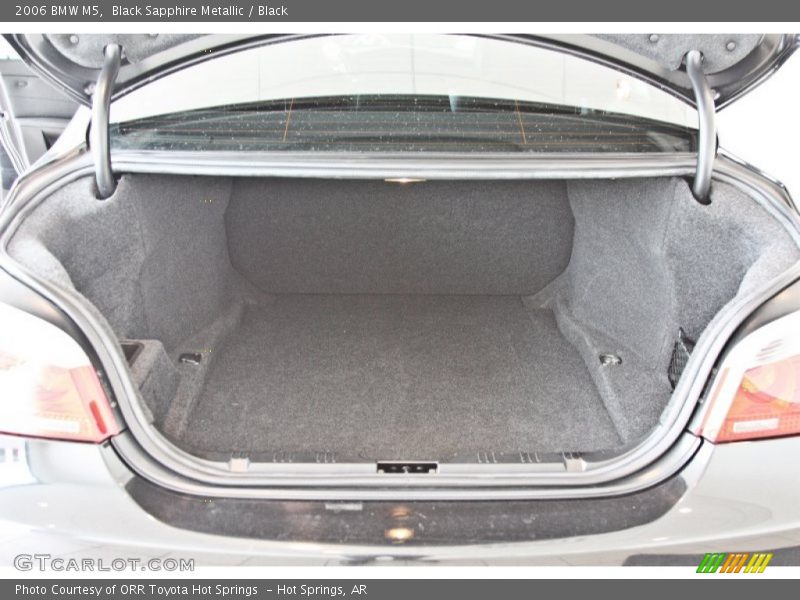  2006 M5  Trunk
