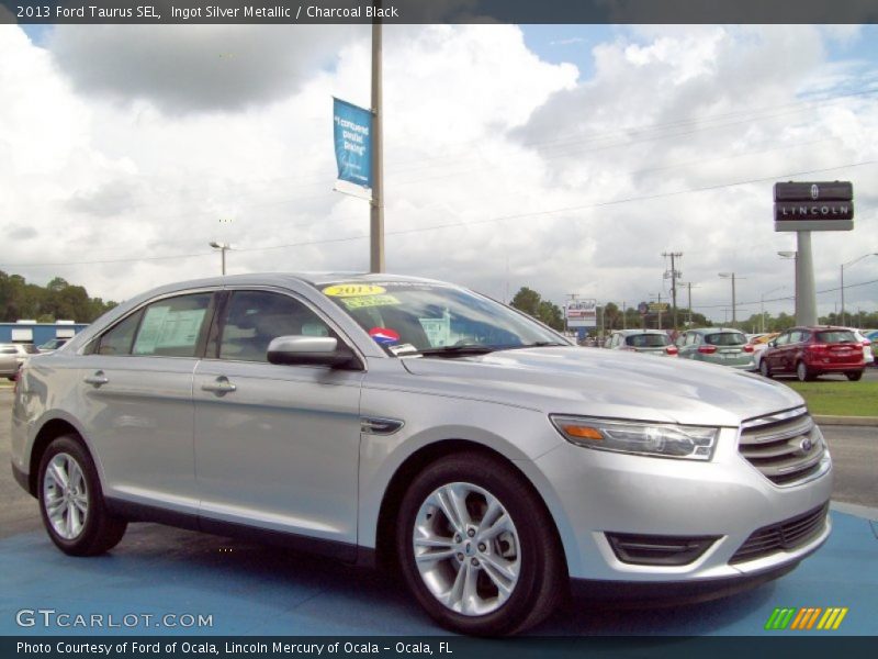 Ingot Silver Metallic / Charcoal Black 2013 Ford Taurus SEL