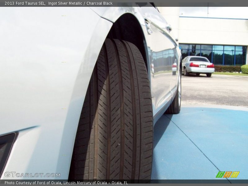 Ingot Silver Metallic / Charcoal Black 2013 Ford Taurus SEL