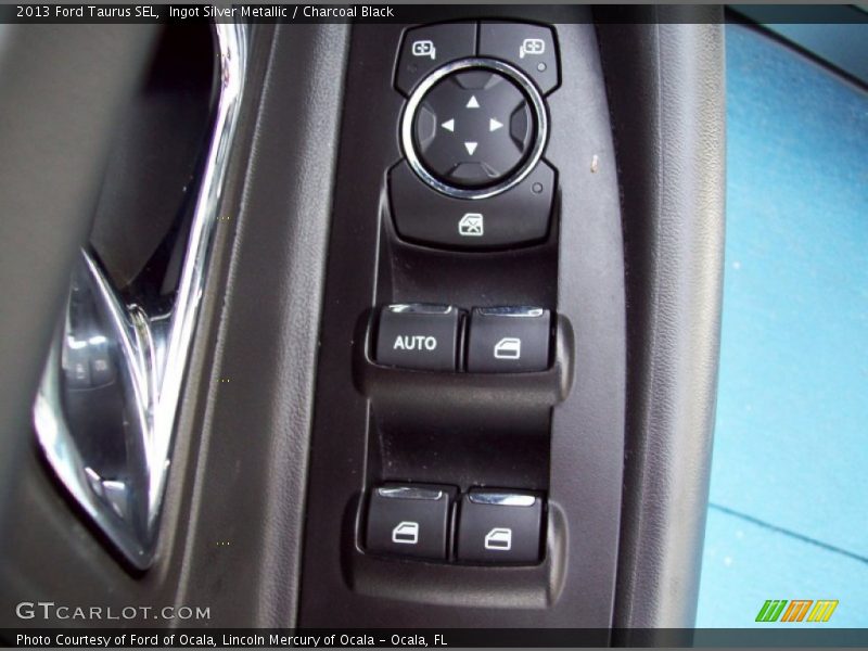 Ingot Silver Metallic / Charcoal Black 2013 Ford Taurus SEL