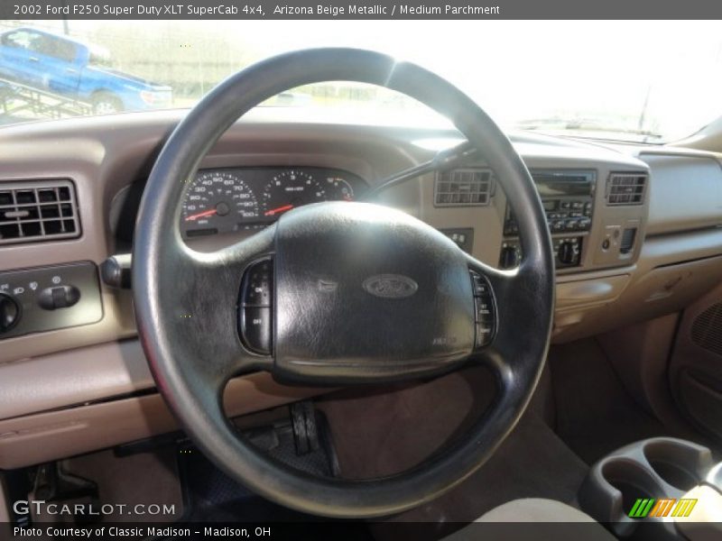 Arizona Beige Metallic / Medium Parchment 2002 Ford F250 Super Duty XLT SuperCab 4x4