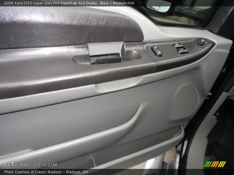 Black / Medium Flint 2005 Ford F350 Super Duty FX4 SuperCab 4x4 Dually