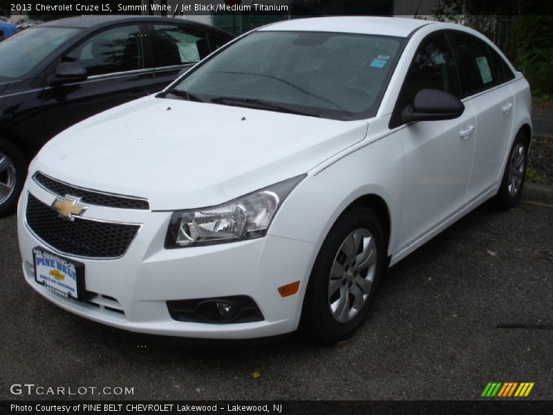 Summit White / Jet Black/Medium Titanium 2013 Chevrolet Cruze LS