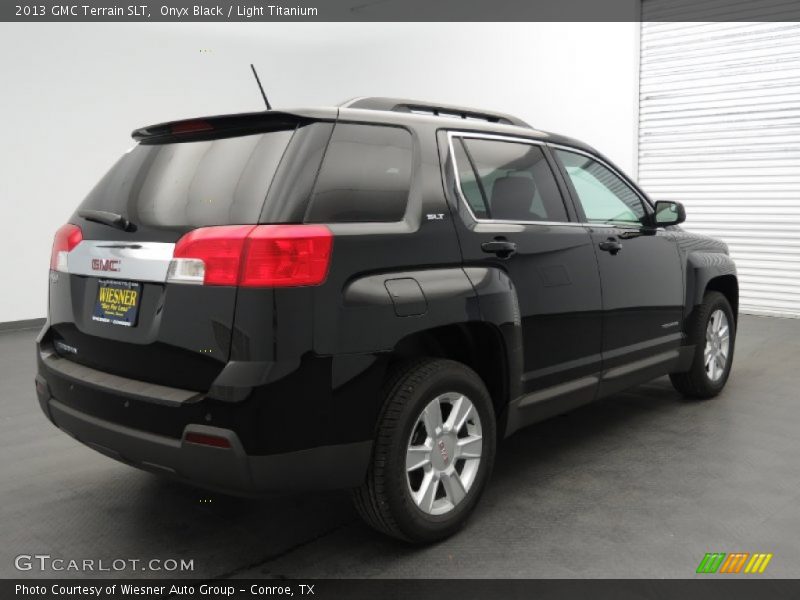 Onyx Black / Light Titanium 2013 GMC Terrain SLT