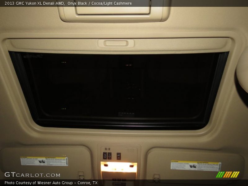 Onyx Black / Cocoa/Light Cashmere 2013 GMC Yukon XL Denali AWD
