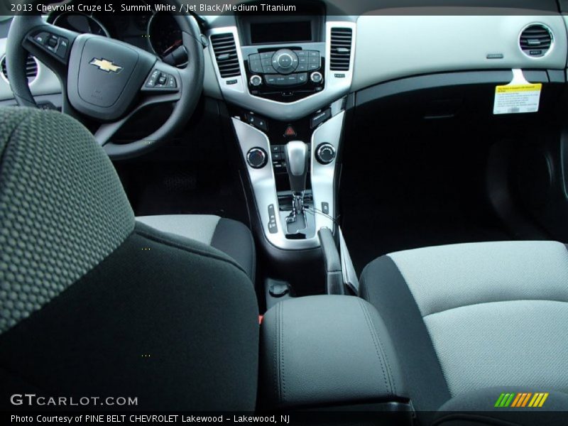 Summit White / Jet Black/Medium Titanium 2013 Chevrolet Cruze LS