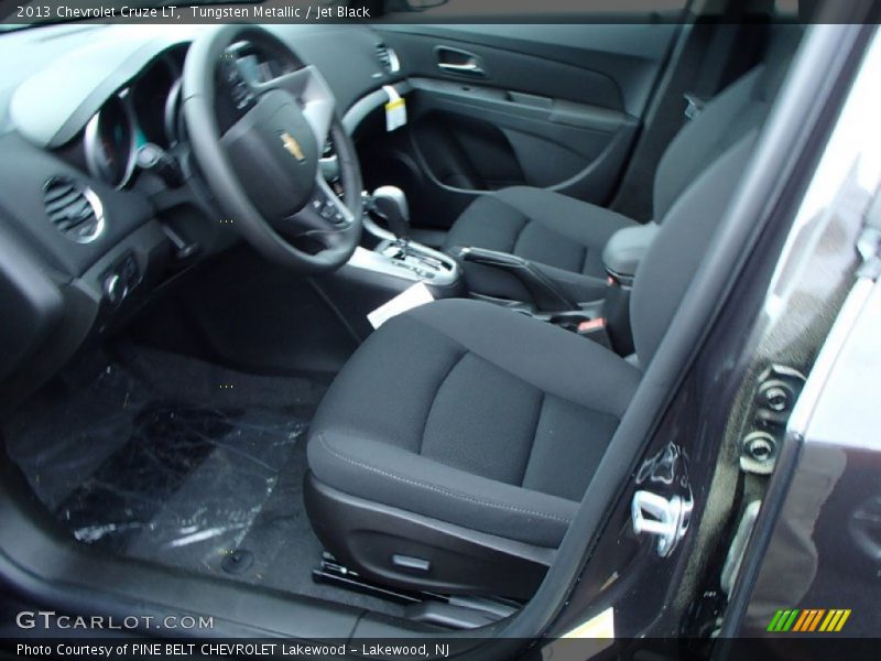 Tungsten Metallic / Jet Black 2013 Chevrolet Cruze LT