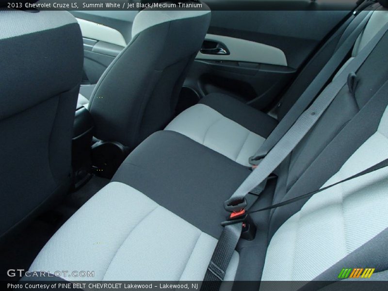 Summit White / Jet Black/Medium Titanium 2013 Chevrolet Cruze LS
