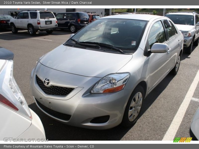 Silver Streak Mica / Dark Charcoal 2010 Toyota Yaris Sedan