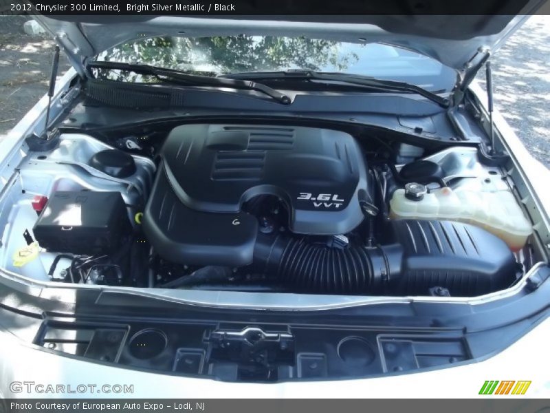 Bright Silver Metallic / Black 2012 Chrysler 300 Limited