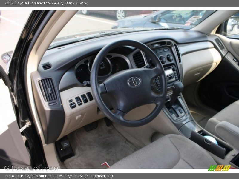 Black / Ivory 2002 Toyota Highlander V6 4WD