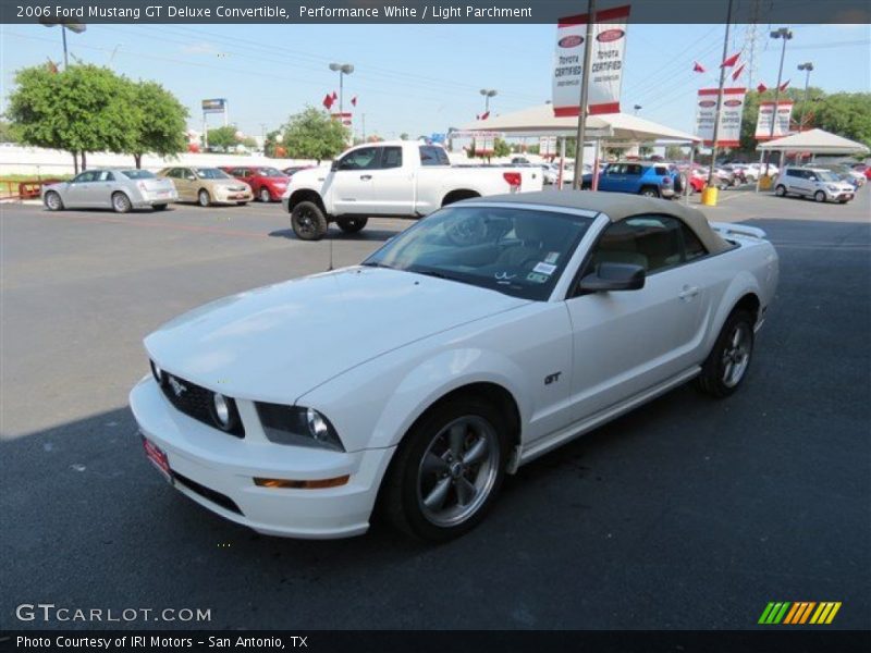 Performance White / Light Parchment 2006 Ford Mustang GT Deluxe Convertible