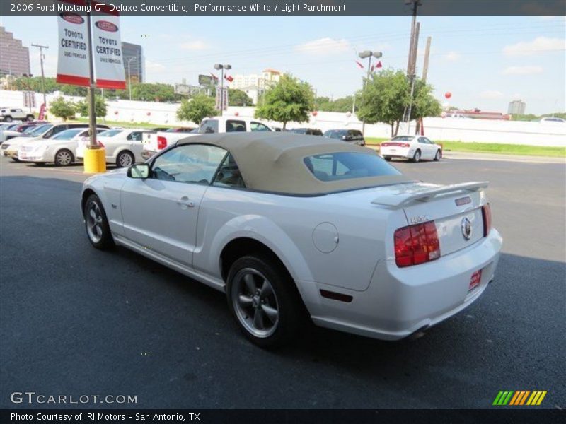 Performance White / Light Parchment 2006 Ford Mustang GT Deluxe Convertible