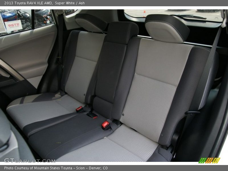 Super White / Ash 2013 Toyota RAV4 XLE AWD
