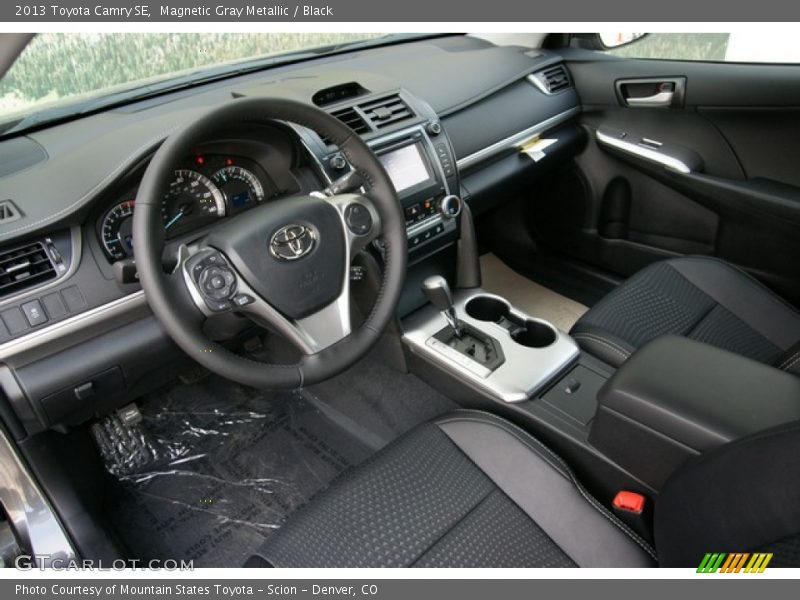 Magnetic Gray Metallic / Black 2013 Toyota Camry SE
