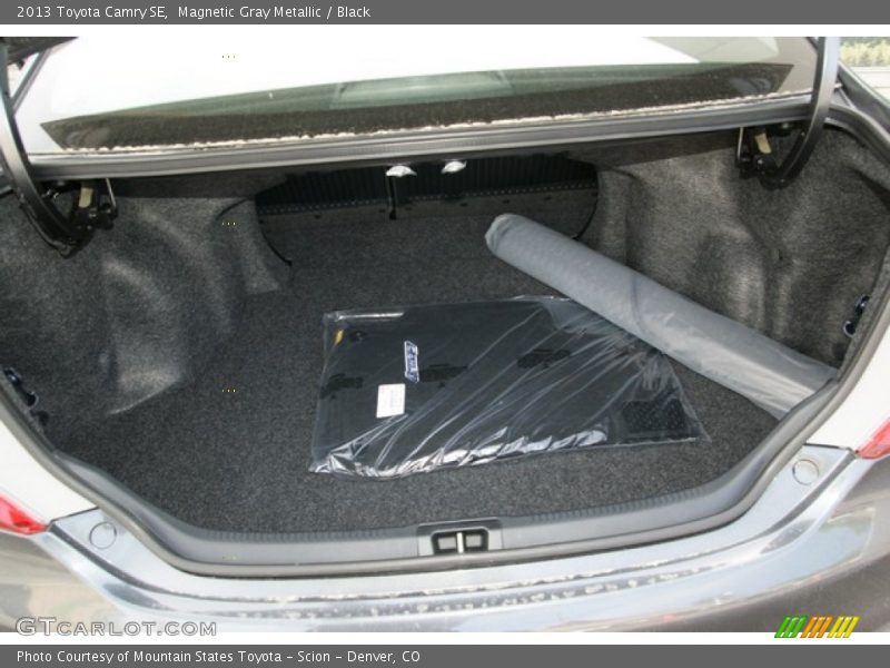 Magnetic Gray Metallic / Black 2013 Toyota Camry SE