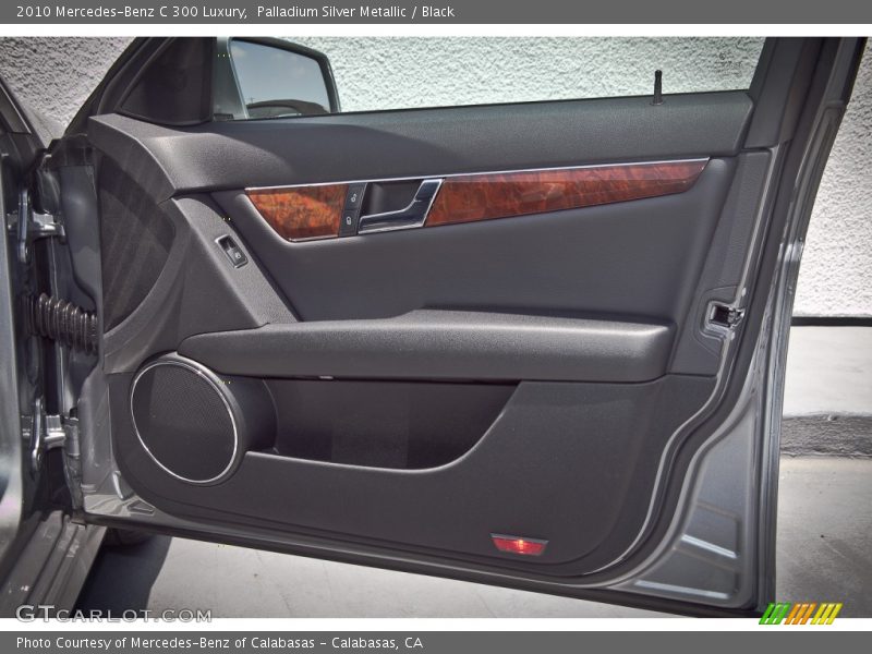 Door Panel of 2010 C 300 Luxury