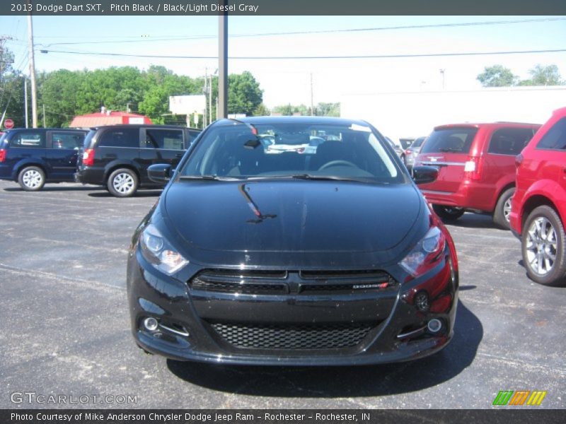 Pitch Black / Black/Light Diesel Gray 2013 Dodge Dart SXT