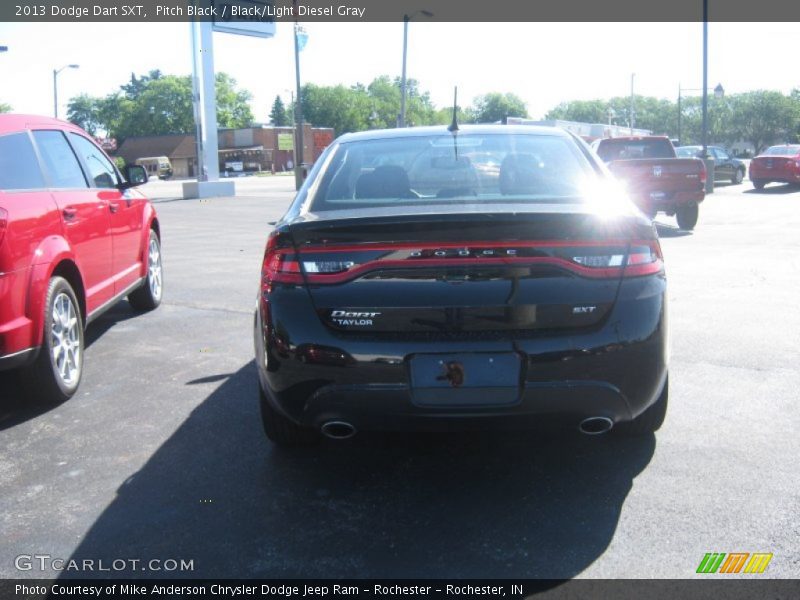 Pitch Black / Black/Light Diesel Gray 2013 Dodge Dart SXT