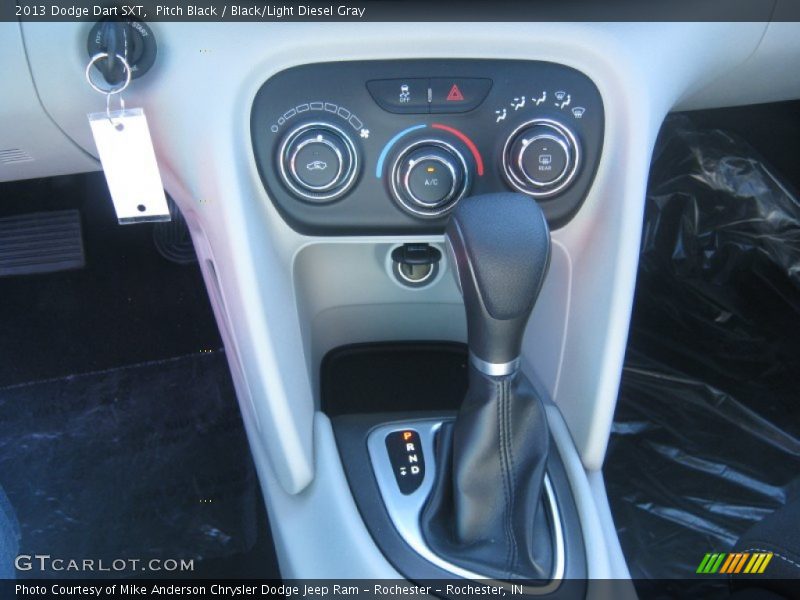 Pitch Black / Black/Light Diesel Gray 2013 Dodge Dart SXT