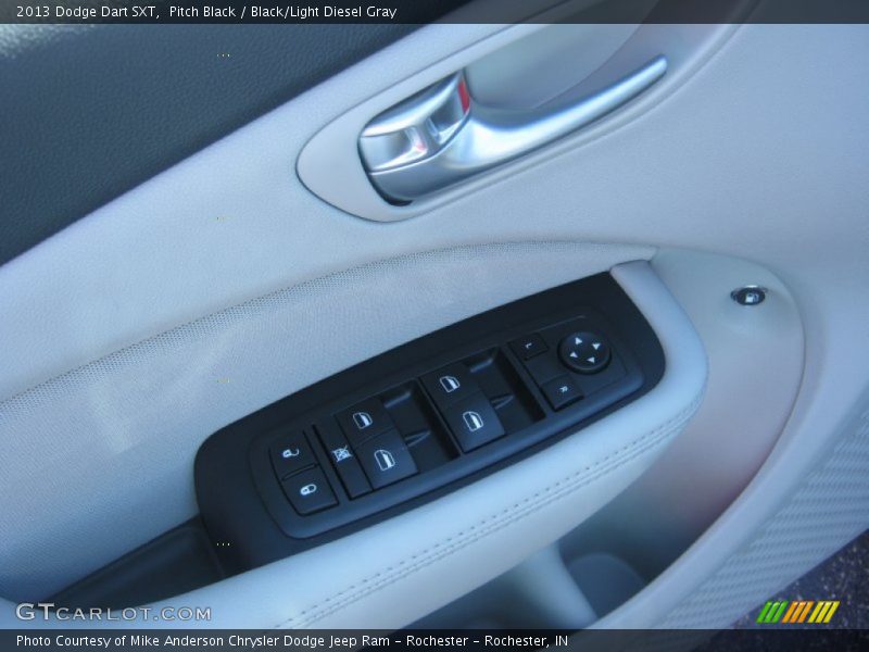 Pitch Black / Black/Light Diesel Gray 2013 Dodge Dart SXT