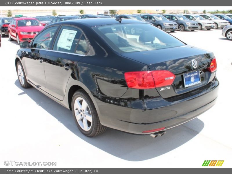 Black Uni / Titan Black 2013 Volkswagen Jetta TDI Sedan