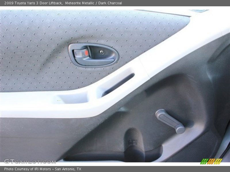Meteorite Metallic / Dark Charcoal 2009 Toyota Yaris 3 Door Liftback