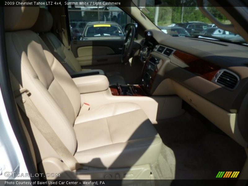 Summit White / Light Cashmere 2009 Chevrolet Tahoe LTZ 4x4