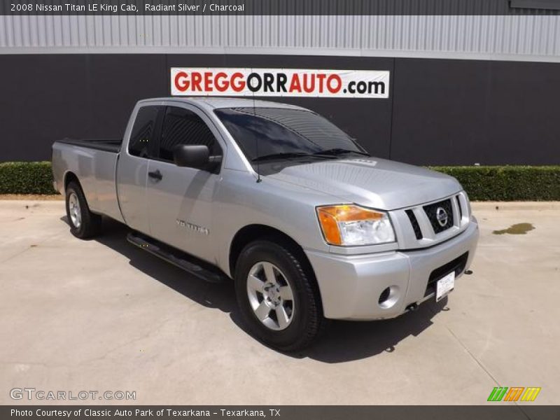 Radiant Silver / Charcoal 2008 Nissan Titan LE King Cab