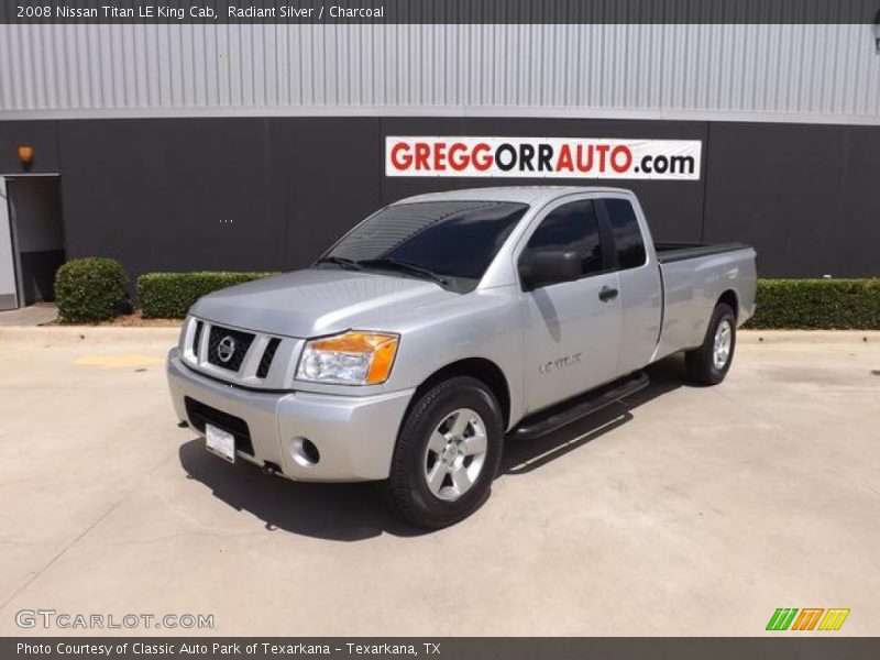 Radiant Silver / Charcoal 2008 Nissan Titan LE King Cab