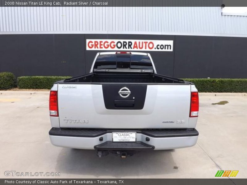 Radiant Silver / Charcoal 2008 Nissan Titan LE King Cab