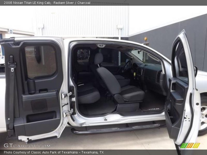 Radiant Silver / Charcoal 2008 Nissan Titan LE King Cab