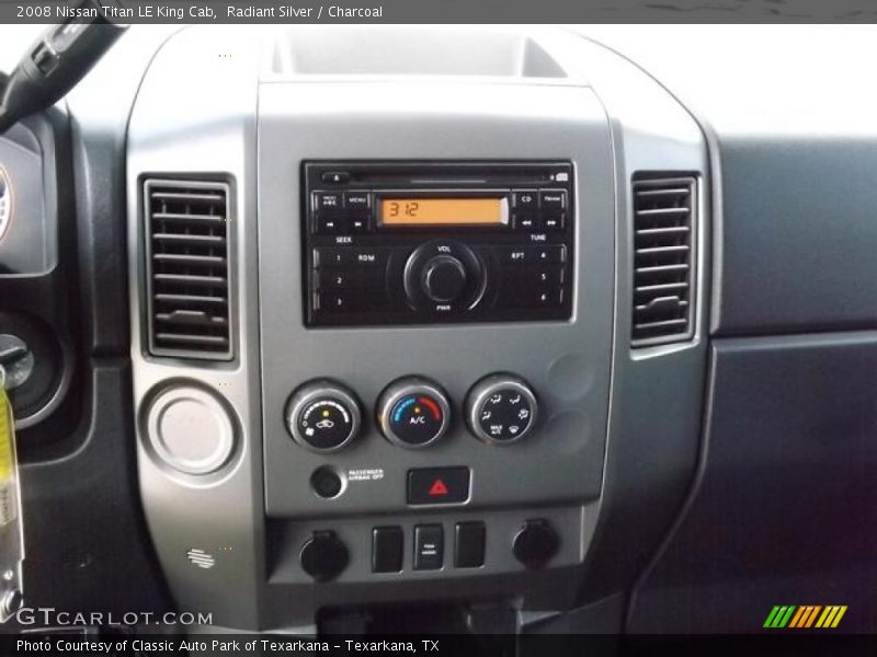 Radiant Silver / Charcoal 2008 Nissan Titan LE King Cab