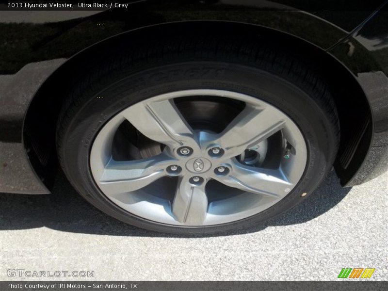 Ultra Black / Gray 2013 Hyundai Veloster
