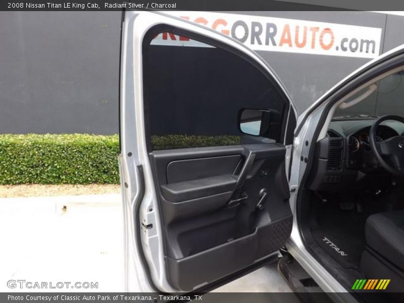 Radiant Silver / Charcoal 2008 Nissan Titan LE King Cab