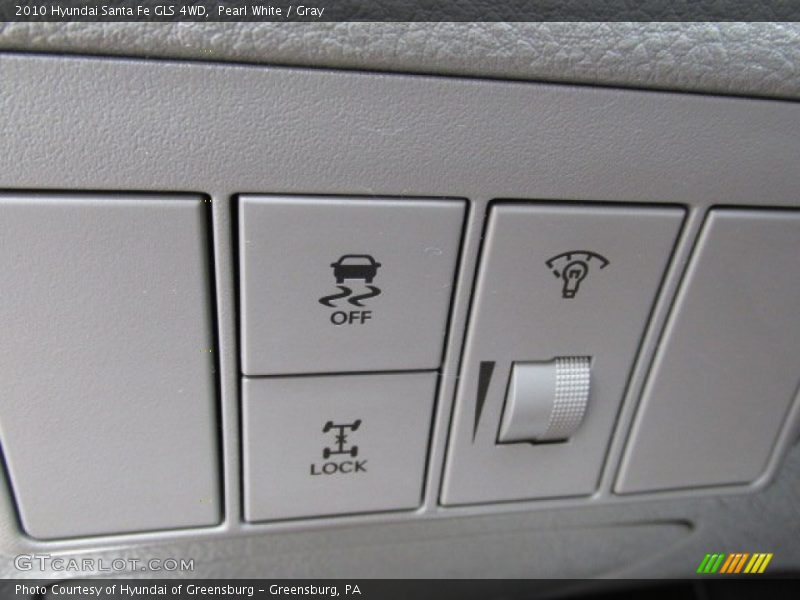 Pearl White / Gray 2010 Hyundai Santa Fe GLS 4WD
