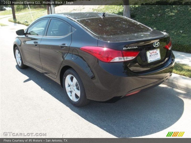 Midnight Black / Beige 2013 Hyundai Elantra GLS