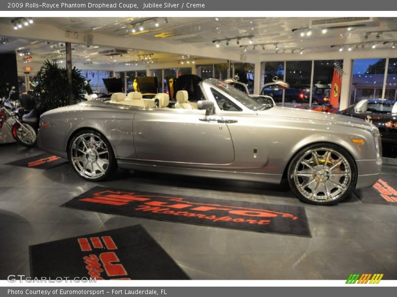 Jubilee Silver / Creme 2009 Rolls-Royce Phantom Drophead Coupe