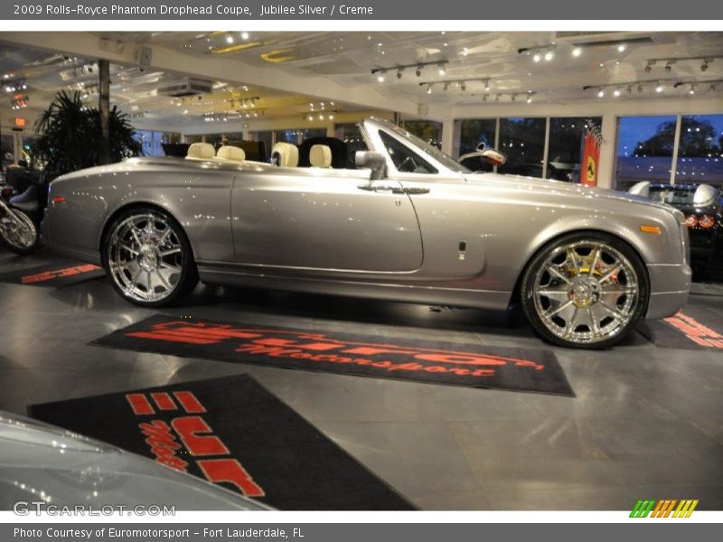 Jubilee Silver / Creme 2009 Rolls-Royce Phantom Drophead Coupe