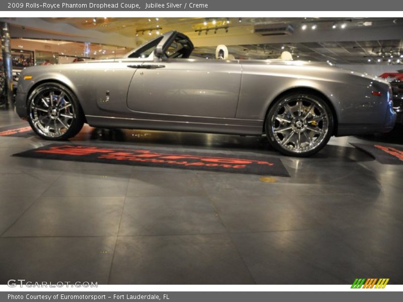 Jubilee Silver / Creme 2009 Rolls-Royce Phantom Drophead Coupe