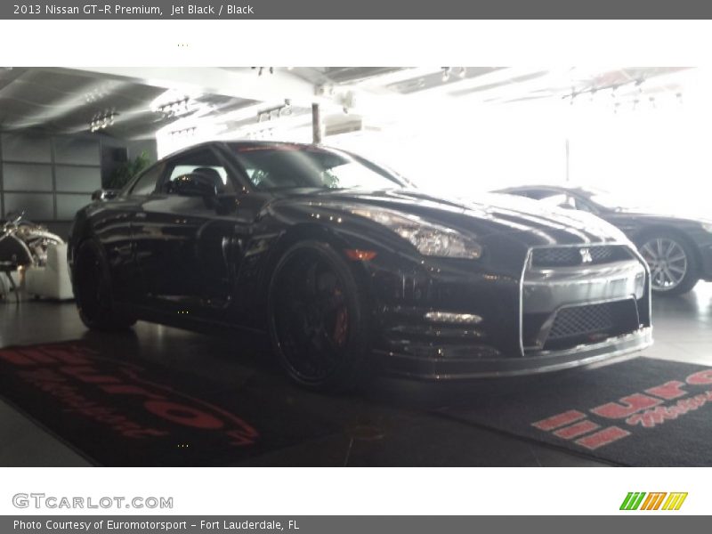 Jet Black / Black 2013 Nissan GT-R Premium
