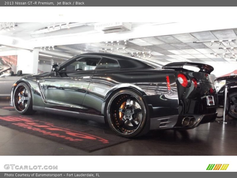 Jet Black / Black 2013 Nissan GT-R Premium