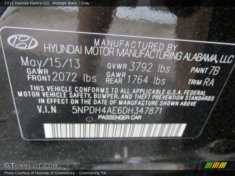 Midnight Black / Gray 2013 Hyundai Elantra GLS
