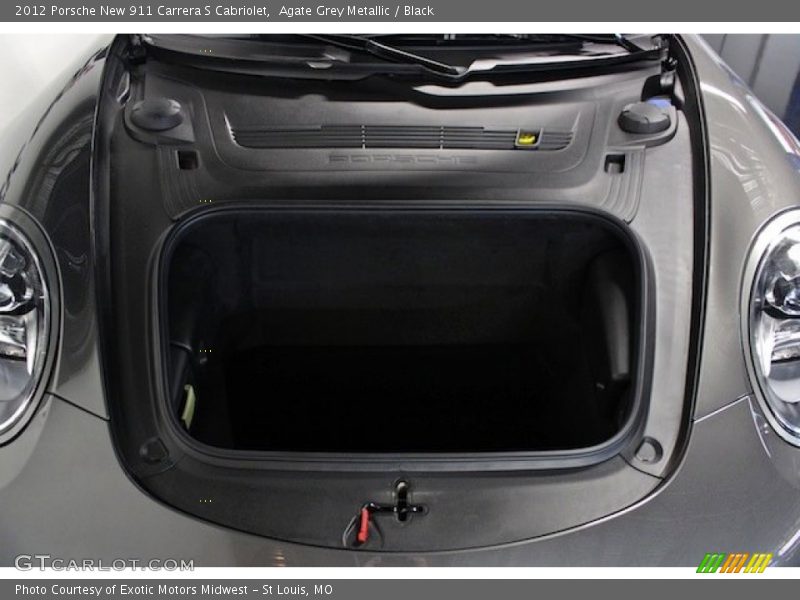  2012 New 911 Carrera S Cabriolet Trunk